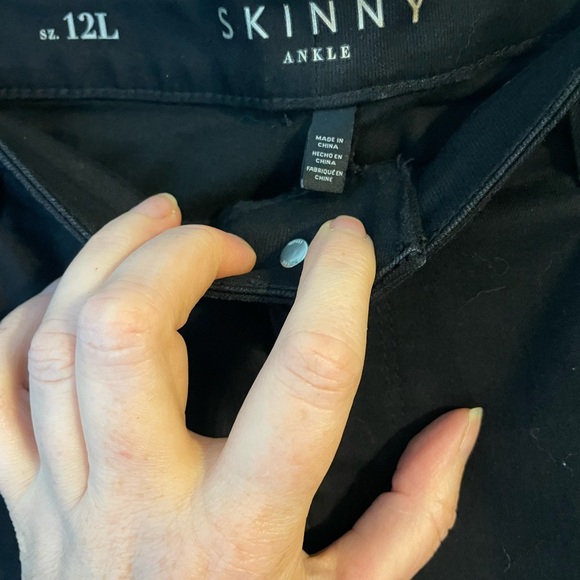 White House Black Market Skinny Ankle Jeans 12L. - Picture 3 of 5